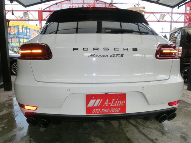 マカン マカンGTS 全国6ヶ月保証 禁煙車 スポーツエグゾースト レッドレザー 20インチアルミ Bluetooth対応フルセグナビ サイドカメラ リアカメラ ETC パワーバックドア(10枚目)