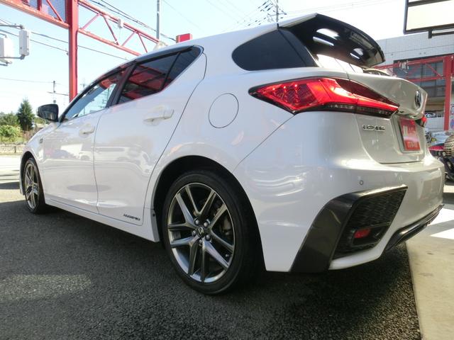 CT CT200h Fスポーツ 全国6ヶ月保証 後期 ムーンルーフ ドラレコ 10.3型ナビ デジタルインナーミラー アダプティブクルーズ LEDヘッドライト フルセグ バックカメラ Bluetoothオーディオ 純正17インチAW(12枚目)