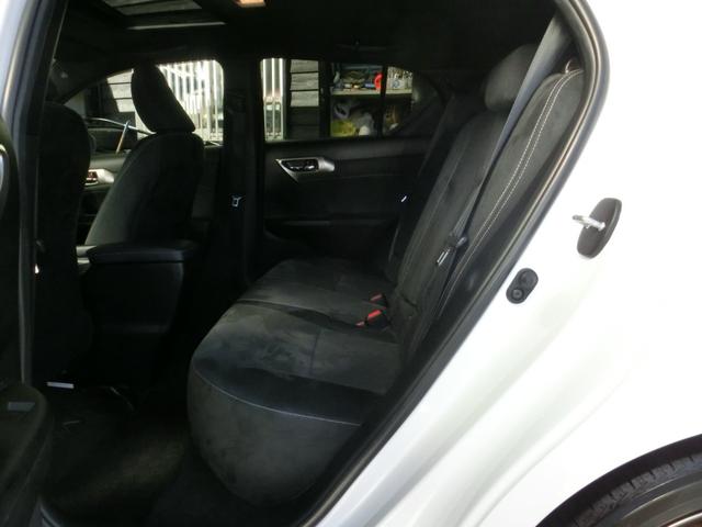 CT CT200h Fスポーツ 全国6ヶ月保証 後期 ムーンルーフ ドラレコ 10.3型ナビ デジタルインナーミラー アダプティブクルーズ LEDヘッドライト フルセグ バックカメラ Bluetoothオーディオ 純正17インチAW(17枚目)