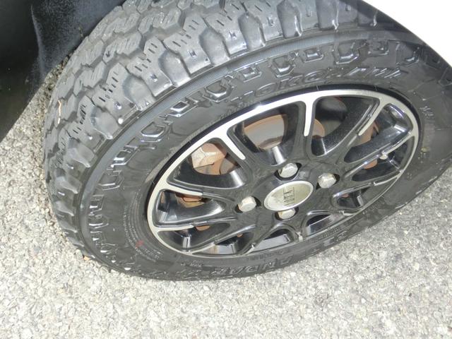 スーパーキャリイ Ｘ　全国保証令和９年１月迄　禁煙車　デュアルブレーキサポート新名神対応Ｂｌｕｅｔｏｏｔｈ対応フルセグナビ　ＥＴＣ　切り替４駆　オートマ　猪狩バンパー　ジオランダブロックタイヤ　　作業灯（18枚目）