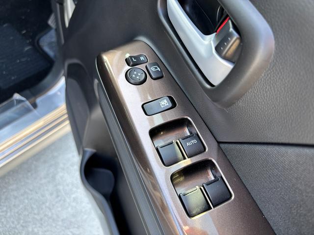 ワゴンRカスタムZ カスタムZ HYBRID ZX 4型 デュアルカメラブレーキ|後退時ブレーキサポート|LEDヘッドランプ|アダプティブクルーズコントロール|全方位モニター用カメラパッケージ|14インチアルミホイール|USB電源ソケット|(31枚目)