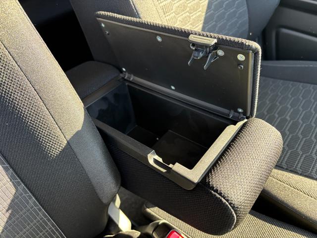 ワゴンRカスタムZ カスタムZ HYBRID ZX 4型 デュアルカメラブレーキ|後退時ブレーキサポート|LEDヘッドランプ|アダプティブクルーズコントロール|全方位モニター用カメラパッケージ|14インチアルミホイール|USB電源ソケット|(35枚目)