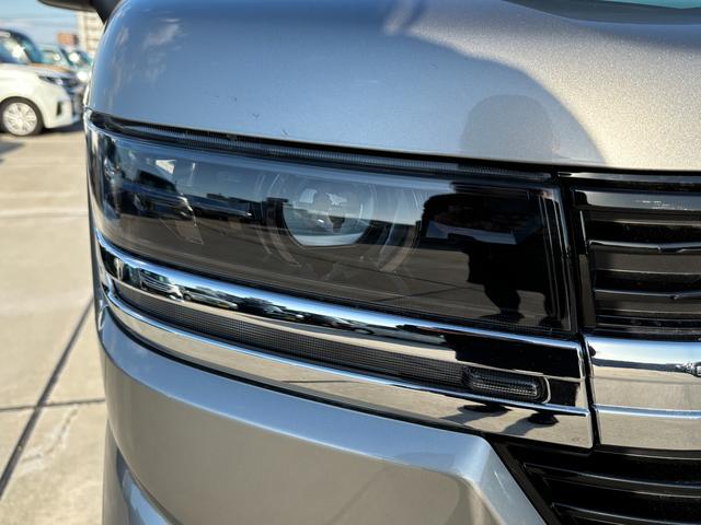 スペーシアカスタム カスタム　ＨＹＢＲＩＤ　ＸＳターボ　電動パーキング　ＬＥＤ　デュアルセンサーブレーキＩＩ｜後席両側ワンアクションパワースライド｜ＬＥＤヘッドランプ｜電動パーキングブレーキ｜マルチユースフラップ｜スリムサーキュレーター｜シートヒーター｜（24枚目）