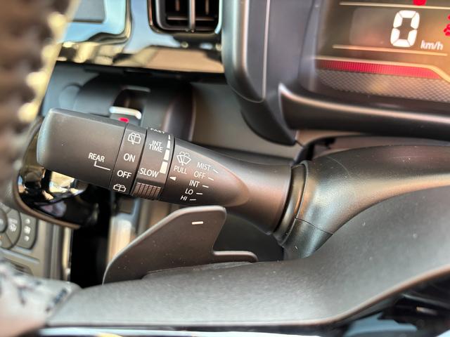 スペーシアカスタム カスタム　ＨＹＢＲＩＤ　ＸＳターボ　電動パーキング　ＬＥＤ　デュアルセンサーブレーキＩＩ｜後席両側ワンアクションパワースライド｜ＬＥＤヘッドランプ｜電動パーキングブレーキ｜マルチユースフラップ｜スリムサーキュレーター｜シートヒーター｜（41枚目）