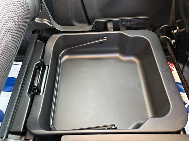 スペーシアカスタム カスタム　ＨＹＢＲＩＤ　ＸＳターボ　電動パーキング　ＬＥＤ　デュアルセンサーブレーキＩＩ｜後席両側ワンアクションパワースライド｜ＬＥＤヘッドランプ｜電動パーキングブレーキ｜マルチユースフラップ｜スリムサーキュレーター｜シートヒーター｜（55枚目）