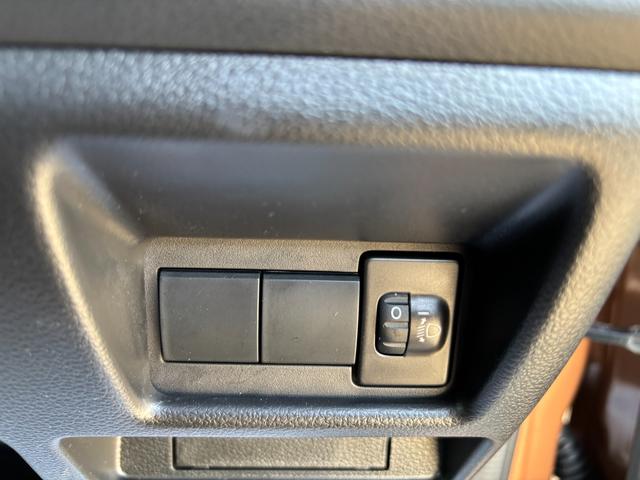 スペーシア HYBRID X 後席両側パワースライドドア 全方位ナビ デュアルセンサーブレーキII|後席両側ワンアクションパワースライド|LEDヘッドランプ|全方位モニター付メモリーナビゲーション|マルチユースフラップ|スリムサーキュレーター|(44枚目)