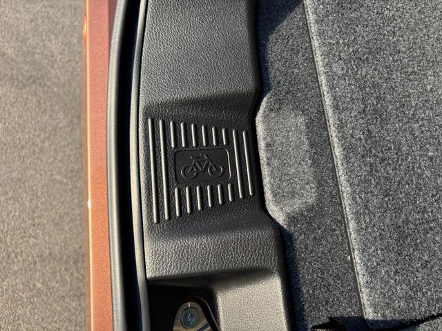 スペーシア HYBRID X 後席両側パワースライドドア 全方位ナビ デュアルセンサーブレーキII|後席両側ワンアクションパワースライド|LEDヘッドランプ|全方位モニター付メモリーナビゲーション|マルチユースフラップ|スリムサーキュレーター|(68枚目)