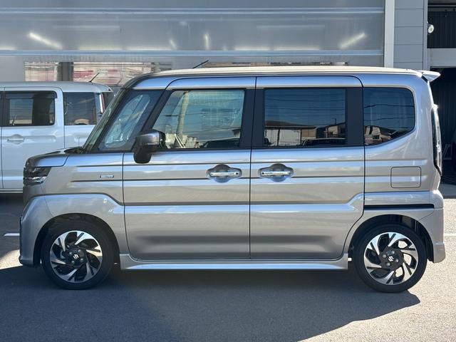 スペーシアカスタム カスタム HYBRID XSターボ ステアリングヒーター デュアルセンサーブレーキII|後席両側ワンアクションパワースライド|LEDヘッドランプ|電動パーキングブレーキ|マルチユースフラップ|スリムサーキュレーター|シートヒーター|(9枚目)