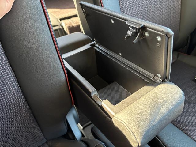 スペーシアカスタム カスタム HYBRID XSターボ ステアリングヒーター デュアルセンサーブレーキII|後席両側ワンアクションパワースライド|LEDヘッドランプ|電動パーキングブレーキ|マルチユースフラップ|スリムサーキュレーター|シートヒーター|(39枚目)