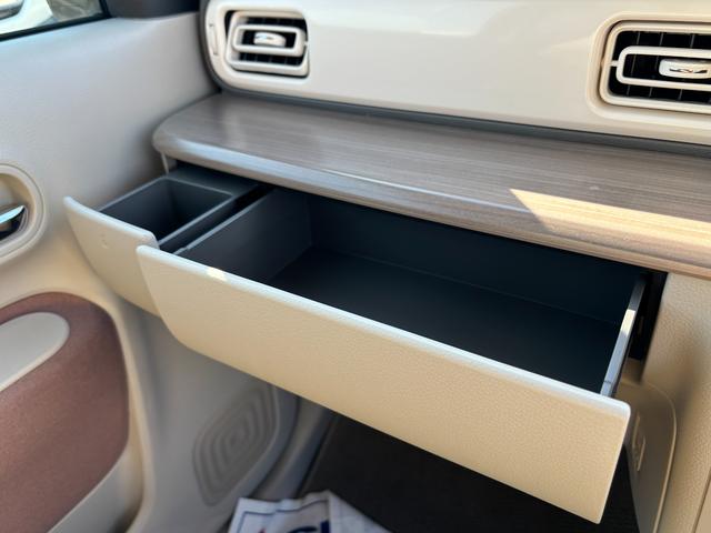 アルトラパン Ｘ　５型　ＬＥＤヘッドランプ　全方位モニター付オーディオレス　デュアルカメラブレーキ｜後退時ブレーキサポート｜ＬＥＤヘッドランプ｜フルオートエアコン｜運転席シートヒーター｜ＵＳＢ電源ソケット｜リモート格納式ドアミラー｜（12枚目）