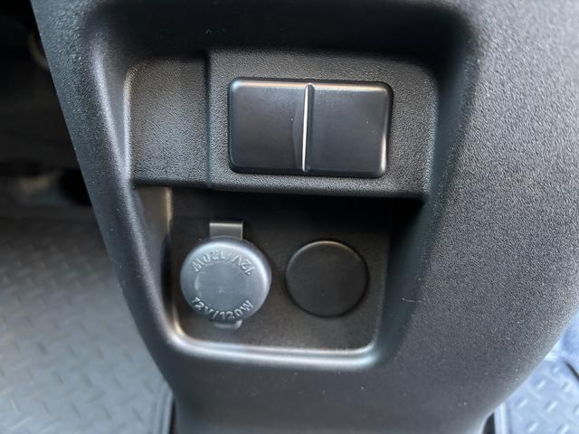 スペーシアベース ＧＦ　２型　衝突被害軽減ブレーキ　ＬＥＤヘッドランプ　デュアルカメラブレーキ｜後退時ブレーキサポート｜後席両側スライドドア｜１４インチスチールホイール｜運転席シートヒーター｜オートライトシステム｜マルチボード｜ロールサンシェード｜（43枚目）