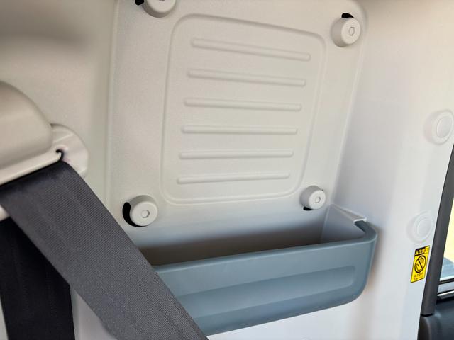 スペーシアベース ＧＦ　２型　衝突被害軽減ブレーキ　ＬＥＤヘッドランプ　デュアルカメラブレーキ｜後退時ブレーキサポート｜後席両側スライドドア｜１４インチスチールホイール｜運転席シートヒーター｜オートライトシステム｜マルチボード｜ロールサンシェード｜（56枚目）