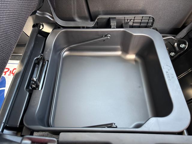 ワゴンＲスマイル ＨＹＢＲＩＤ　Ｓ　３型　後席左側パワースライド　ＬＥＤライト　デュアルセンサーブレーキＩＩ｜後退時ブレーキサポート｜後席左側ワンアクションパワースライド｜ＬＥＤヘッドランプ｜リモート格納式ドアミラー｜全面ＵＶカット機能付ガラス｜電動パーキングブレーキ｜（56枚目）