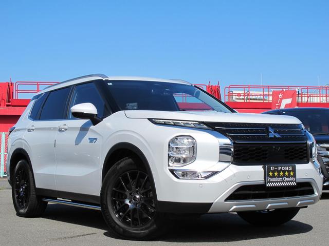 アウトランダーＰＨＥＶ Ｇ　禁煙・メーカーナビ・フルセグＴＶ・ＴＶキャンセラー・全周囲・ＢＯＳＥ・ＨＵＤ・ＢＳＭ・ドラレコ・黒革シート・パワーシート・パワーバックドア・シートヒーター・レーダークルーズ・衝突軽減・スマートキー２個（16枚目）