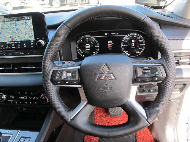 アウトランダーＰＨＥＶ Ｇ　禁煙・メーカーナビ・フルセグＴＶ・ＴＶキャンセラー・全周囲・ＢＯＳＥ・ＨＵＤ・ＢＳＭ・ドラレコ・黒革シート・パワーシート・パワーバックドア・シートヒーター・レーダークルーズ・衝突軽減・スマートキー２個（26枚目）