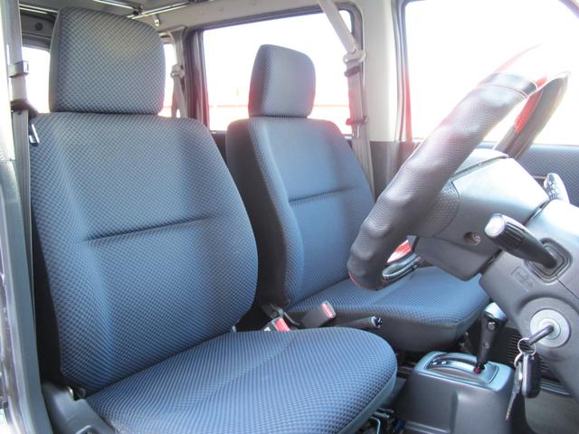 全国陸送ご納車致します。料金をわかりやすくしております。（離島・北海道・沖縄の料金はお問合せください。高額車両や特殊車両は料金が変わります。）。店舗納車の場合は無料です。