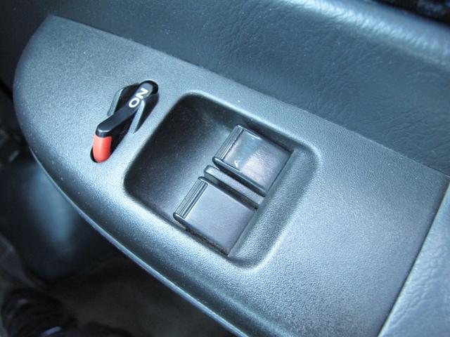 ご成約特典！ガソリン満タンにてご納車いたします♪（遠方の場合は当店出発時がガソリン満タンです。）詳しくはスタッフまで♪ユーポス２号西淀川店０１２０−０５−１２３６