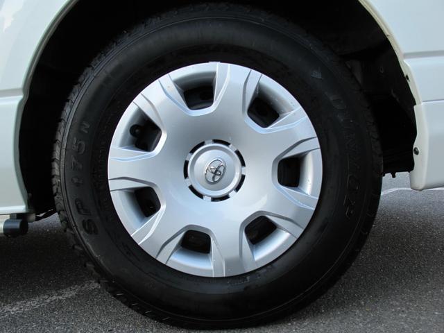 レジアスエースバン スーパーGL ダークプライムII 1オーナー・禁煙・TRDエアロ・両側パワースライドドア・社外ナビ(XF11Z)フルセグTV・Bカメラ・Rコーナーセンサー・衝突軽減・レーンキープ・スマートキー2個・DVD再生可・Bluetooth接続(56枚目)