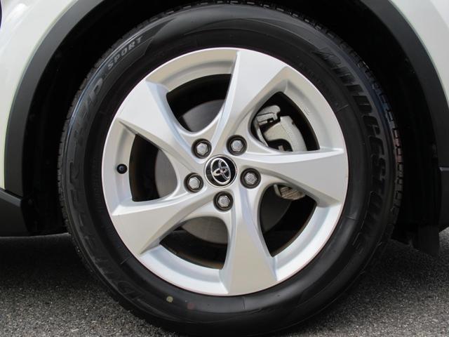 全国陸送ご納車致します。料金をわかりやすくしております。（離島・北海道・沖縄の料金はお問合せください。高額車両や特殊車両は料金が変わります。）。店舗納車の場合は無料です。