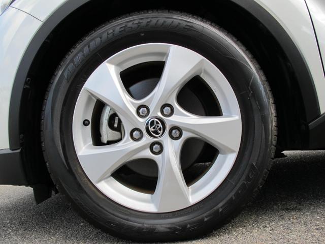 全国陸送ご納車致します。料金をわかりやすくしております。（離島・北海道・沖縄の料金はお問合せください。高額車両や特殊車両は料金が変わります。）。店舗納車の場合は無料です。