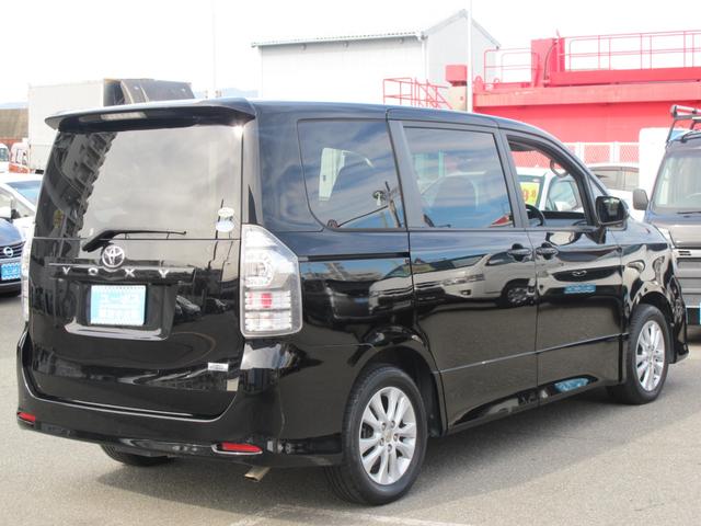 ヴォクシー ZS 社外ナビ(NR-MZ077)フルセグTV・Bカメラ・前後ドラレコ・Bluetooth接続・左側パワースライドドア・電動格納ミラー・ETC・スマートキー・純正16インチアルミホイール(11枚目)