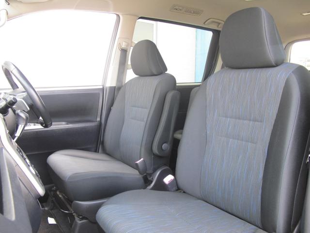 ヴォクシー ZS 社外ナビ(NR-MZ077)フルセグTV・Bカメラ・前後ドラレコ・Bluetooth接続・左側パワースライドドア・電動格納ミラー・ETC・スマートキー・純正16インチアルミホイール(39枚目)