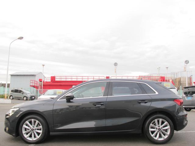 A3 スポーツバック30TFSI ナビゲーションパッケージ・コンビニエンス/アシスタンスパッケージ・バーチャルコックピット・フルセグTV・Bカメラ・パークアシスト・BSM・ETC2.0・レーダークルーズ・衝突軽減・スマートキー2個(13枚目)