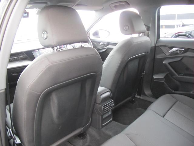 A3 スポーツバック30TFSI ナビゲーションパッケージ・コンビニエンス/アシスタンスパッケージ・バーチャルコックピット・フルセグTV・Bカメラ・パークアシスト・BSM・ETC2.0・レーダークルーズ・衝突軽減・スマートキー2個(45枚目)