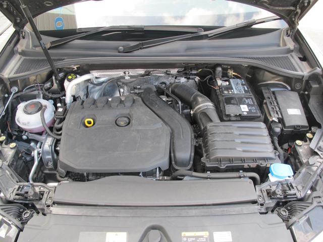Ｑ３スポーツバック ３５ＴＦＳＩ　Ｓライン　黒革・Ｆ席Ｐシート・シートヒータ・パワーバックドア・コンビニエンス／アシスタンスパッケージ・ブラックスタイリングパッケージ・メーカーナビ・全周囲・スマートキー２個・ＥＴＣ２．０・バーチャルコックピット（20枚目）
