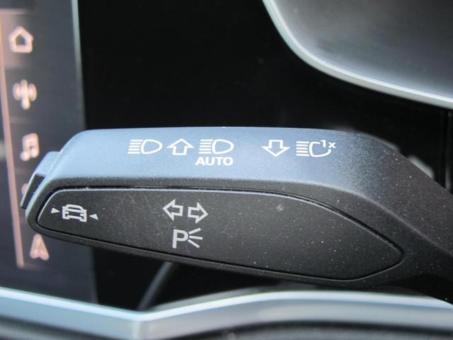 Ｑ３スポーツバック ３５ＴＦＳＩ　Ｓライン　黒革・Ｆ席Ｐシート・シートヒータ・パワーバックドア・コンビニエンス／アシスタンスパッケージ・ブラックスタイリングパッケージ・メーカーナビ・全周囲・スマートキー２個・ＥＴＣ２．０・バーチャルコックピット（31枚目）