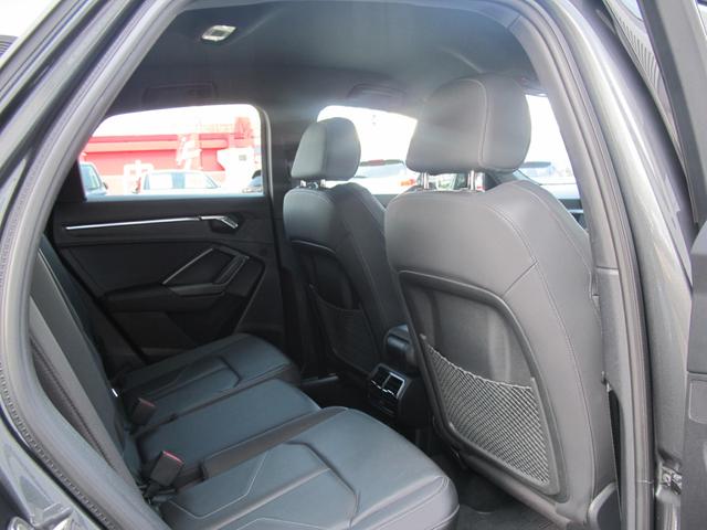 Ｑ３スポーツバック ３５ＴＦＳＩ　Ｓライン　黒革・Ｆ席Ｐシート・シートヒータ・パワーバックドア・コンビニエンス／アシスタンスパッケージ・ブラックスタイリングパッケージ・メーカーナビ・全周囲・スマートキー２個・ＥＴＣ２．０・バーチャルコックピット（43枚目）