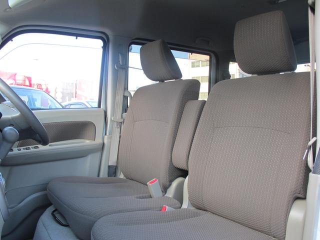 エブリイワゴン 車椅子移動者 分割式リアシート付 電動オートステップ装着車 純正ナビ(CN-RZ765W)フルセグTV・Bカメラ・ドラレコ・Bluetooth接続・衝突軽減システム・左オートステップ・電格ミラー・フォグランプ・ETC・スマートキー・社外12インチアルミホイール(43枚目)