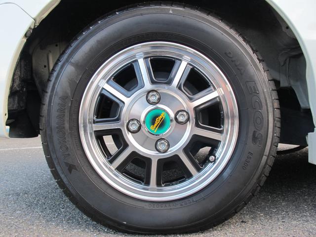 エブリイワゴン 車椅子移動者 分割式リアシート付 電動オートステップ装着車 純正ナビ(CN-RZ765W)フルセグTV・Bカメラ・ドラレコ・Bluetooth接続・衝突軽減システム・左オートステップ・電格ミラー・フォグランプ・ETC・スマートキー・社外12インチアルミホイール(57枚目)