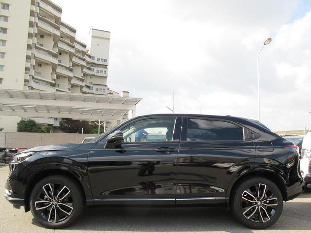 ヴェゼル e:HEV Z 9インチホンダコネクトナビ・フルセグTV・Bカメラ・後退出庫サポート・衝突軽減・レーンキープ・レーダークルーズ・シートヒーター・パワーバックドア・ワイヤレス充電・コンビシート・スマートキー2個(13枚目)