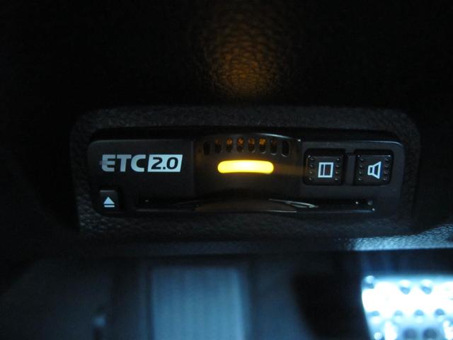 ヴェゼル e:HEV Z 9インチホンダコネクトナビ・フルセグTV・Bカメラ・後退出庫サポート・衝突軽減・レーンキープ・レーダークルーズ・シートヒーター・パワーバックドア・ワイヤレス充電・コンビシート・スマートキー2個(33枚目)