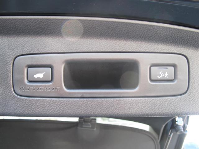 ヴェゼル e:HEV Z 9インチホンダコネクトナビ・フルセグTV・Bカメラ・後退出庫サポート・衝突軽減・レーンキープ・レーダークルーズ・シートヒーター・パワーバックドア・ワイヤレス充電・コンビシート・スマートキー2個(43枚目)