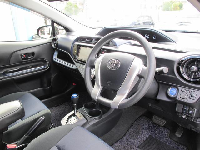 アクア Ｓ　禁煙・社外ナビ・ワンセグＴＶ・Ｂカメラ・ドラレコ・衝突軽減ブレーキ・レーンキープ・シートヒーター・電格ミラー・ＥＴＣ・スマートキー２個（18枚目）