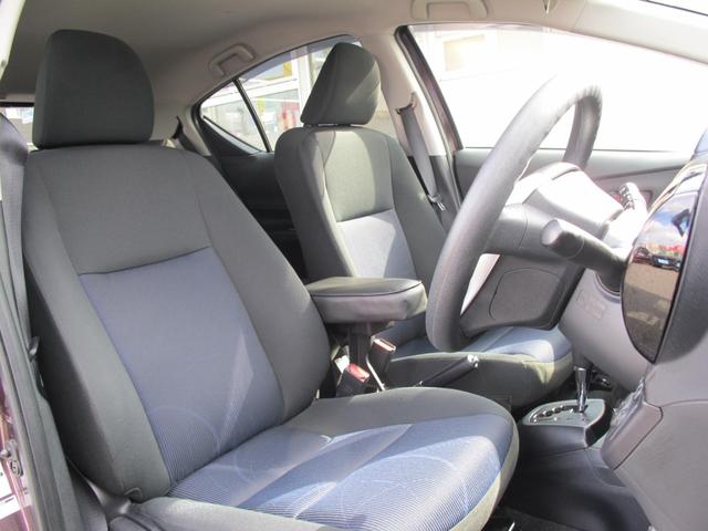 アクア Ｓ　禁煙・社外ナビ・ワンセグＴＶ・Ｂカメラ・ドラレコ・衝突軽減ブレーキ・レーンキープ・シートヒーター・電格ミラー・ＥＴＣ・スマートキー２個（19枚目）