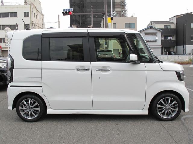 Ｎ－ＢＯＸカスタム Ｌ　ワンオーナー　禁煙　純正８インチインターナビ／ＶＸＵ－２１７ＮＢｉ　フルセグ　バックモニター　前後ドライブレコーダー　両側パワースライドドア　スマートキー２個　ＥＴＣ　シートヒーター（10枚目）