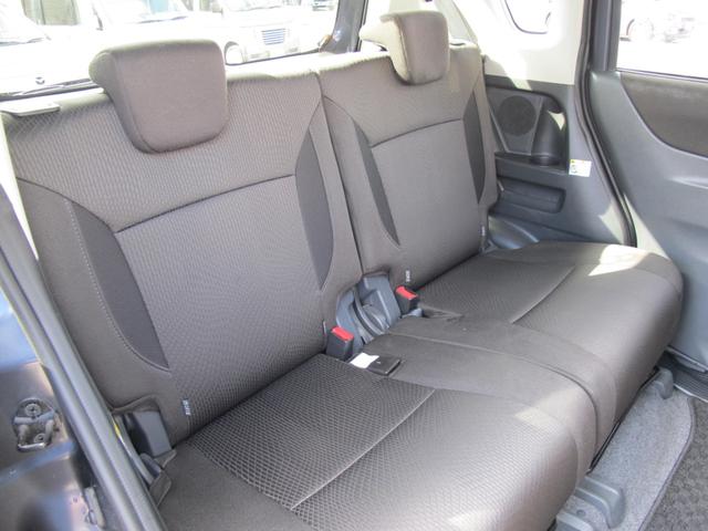 全国陸送ご納車致します。料金をわかりやすくしております。（離島・北海道・沖縄の料金はお問合せください。高額車両や特殊車両は料金が変わります。）。店舗納車の場合は無料です。