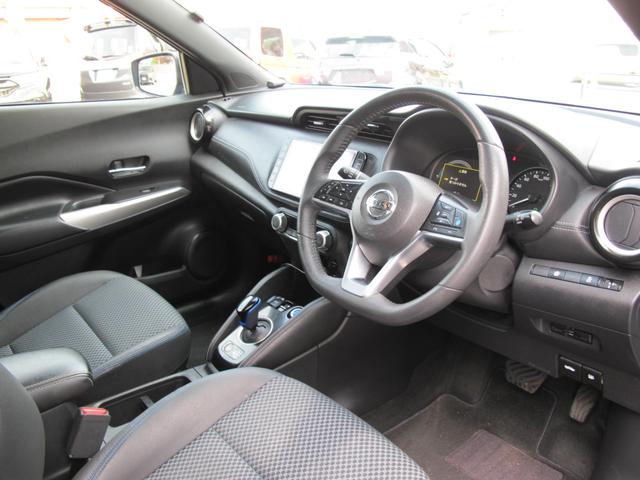 キックス Ｘ　禁煙・純正９インチナビ・フルセグＴＶ・全周囲カメラ・インテリジェントルームミラー・プロパイロット・前後ドラレコ・ルーフレール・ＥＴＣ・スマートキー２個・クリソナ・電格ミラー・純正１７インチＡＷ（18枚目）