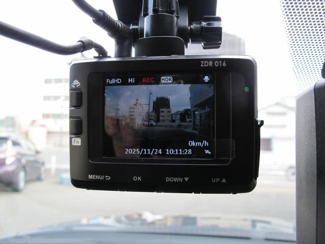 キックス Ｘ　禁煙・純正９インチナビ・フルセグＴＶ・全周囲カメラ・インテリジェントルームミラー・プロパイロット・前後ドラレコ・ルーフレール・ＥＴＣ・スマートキー２個・クリソナ・電格ミラー・純正１７インチＡＷ（33枚目）