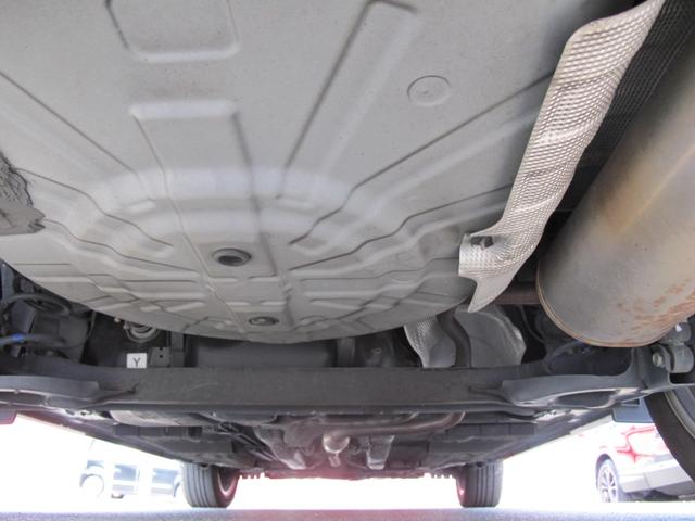 キックス Ｘ　禁煙・純正９インチナビ・フルセグＴＶ・全周囲カメラ・インテリジェントルームミラー・プロパイロット・前後ドラレコ・ルーフレール・ＥＴＣ・スマートキー２個・クリソナ・電格ミラー・純正１７インチＡＷ（52枚目）