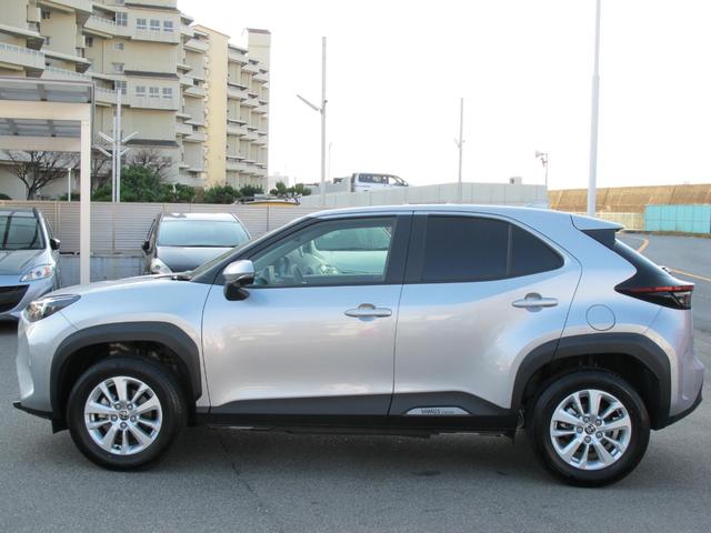 ヤリスクロス ハイブリッドG 禁煙 トヨタチームメイト BSM Dオーディオ フルセグTV ナビ 前後ドライブレコーダー クリアランスソナー セーフティセンス スマートキー2個 ETC2.0 16インチAW(12枚目)