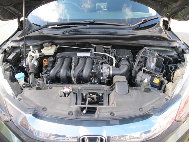 ヴェゼル ハイブリッドＸ　禁煙・インターナビ・フルセグＴＶ・Ｂカメラ・Ｂｌｕｅｔｏｏｔｈ接続・あんしんパッケージ・クルコン・ＬＥＤライト・パドルシフト・電格ミラー・スマートキー・純正１７インチアルミホイール（16枚目）