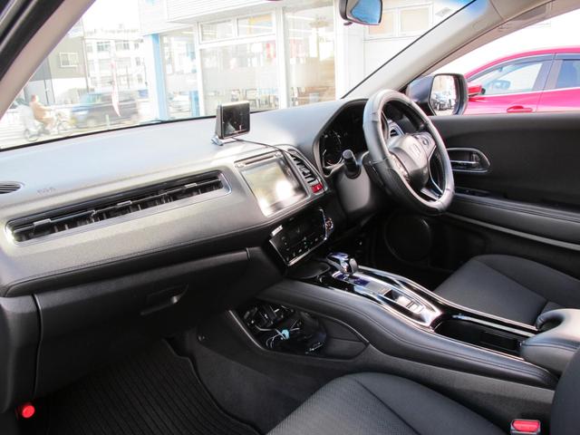 ヴェゼル ハイブリッドＸ　禁煙・インターナビ・フルセグＴＶ・Ｂカメラ・Ｂｌｕｅｔｏｏｔｈ接続・あんしんパッケージ・クルコン・ＬＥＤライト・パドルシフト・電格ミラー・スマートキー・純正１７インチアルミホイール（40枚目）