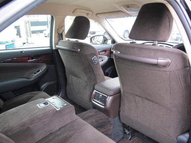 クラウンハイブリッド ロイヤルサルーンＧ　１オーナー・メーカーナビ・フルセグＴＶ・Ｂカメラ・パワーシート・メモリーシート・シートヒーター・クルコン・ＥＴＣ・電動格納ミラー・ウィンカーミラー・フォグランプ・スマートキー２個・純正１６インチＡＷ（39枚目）