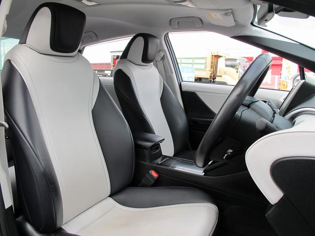 ＭＩＲＡＩ ベースグレード　禁煙・純正９インチナビ・フルセグＴＶ・Ｂカメラ・ＬＥＤ・ワイヤレス充電・スマートキー・プリクラッシュ・レーダークルーズ・レーンキープ・合皮シート・シートヒーター・ステアリングヒーター・純１７インチＡＷ（23枚目）