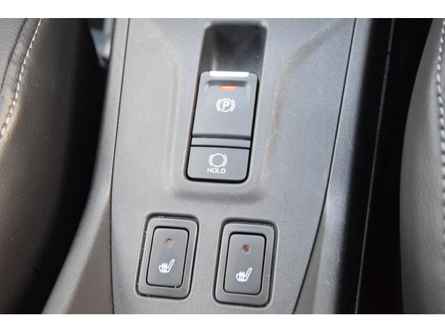 フロンクス ベースグレード　純正全方位モニター付き９インチナビ／デュアルセンサーブレーキサポートＩＩ／純正１６インチアルミホイール／ＬＥＤヘッドライト／ハーフレザーシート／前席シートヒーター／ブラインドスポットモニター／（20枚目）