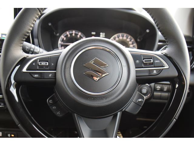 フロンクス ベースグレード　全方位モニター付き９インチナビ／ワンオーナー／デュアルセンサーブレーキサポートＩＩ／ハーフレザーシート／ＬＥＤヘッドライト／純正１６インチアルミホイール／前席シートヒーター／電動パーキングブレーキ／（28枚目）